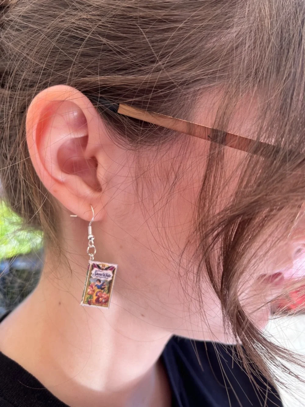 Emily Henry "Happy Place" Book Earrings in Pink - Picture 4 of 5